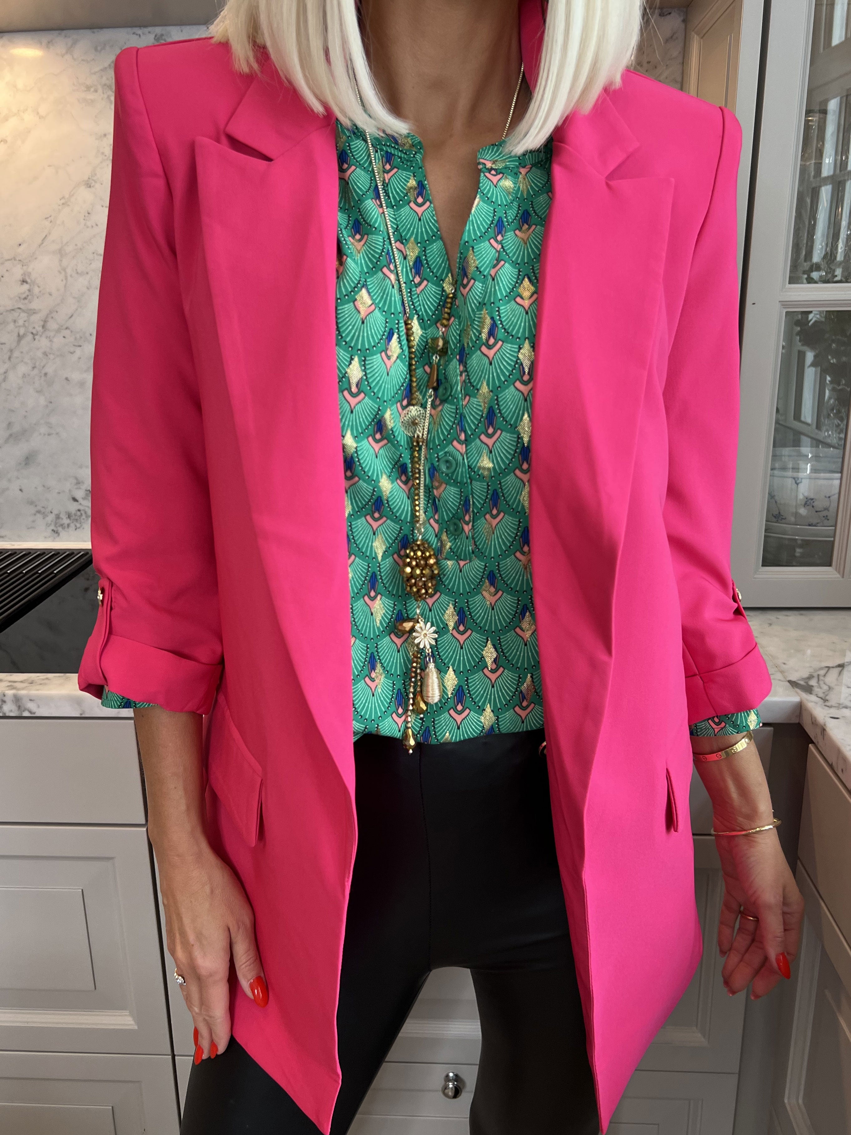 Mindy - Ensfarvet blazer med 3/4 ærmer